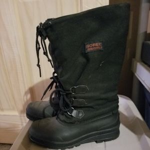 BRAND NEW Sorel boots